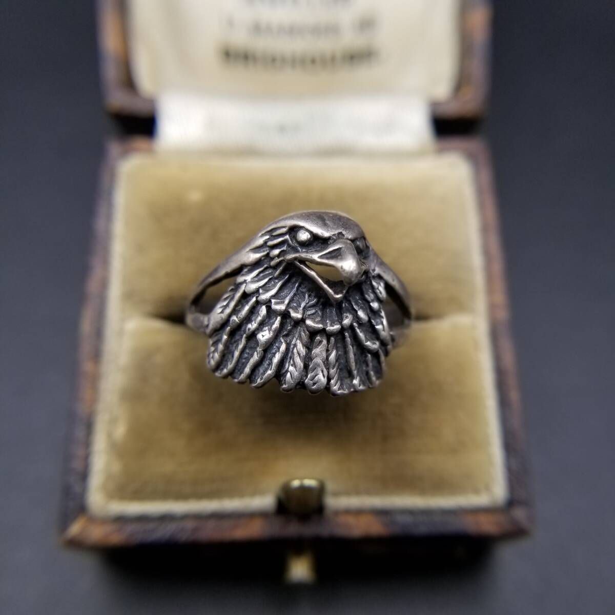 イーグルヘッド 立体彫刻 925 シルバー ヴィンテージ バード リング 銀
