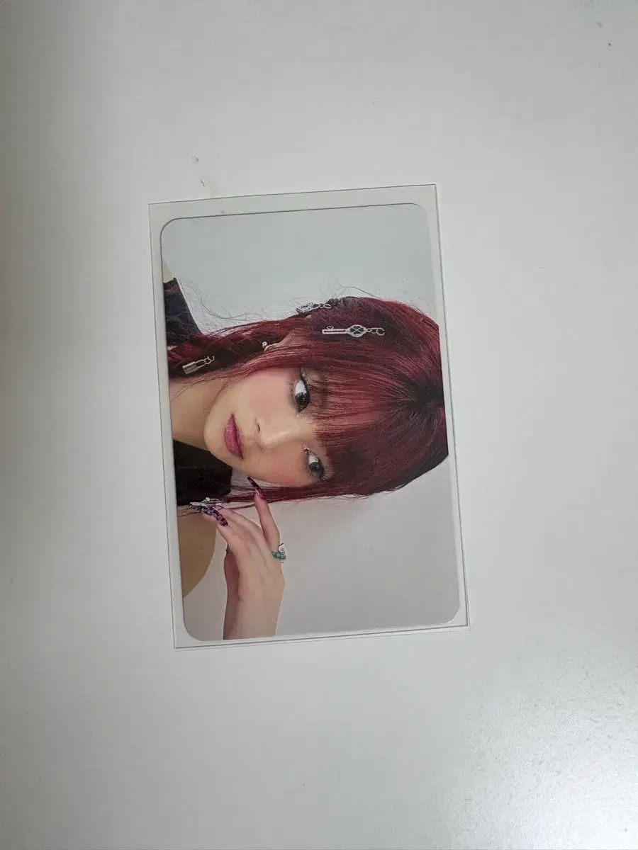 LE SSERAFIM（ルセラフィム・ルセラ）Hot Sauce Crazy Ver. アルバム