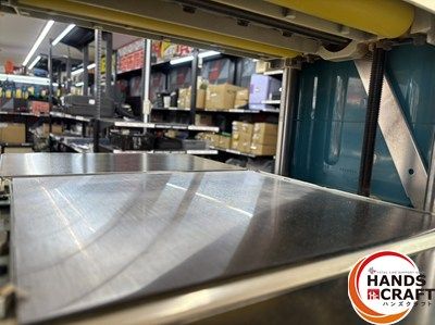 makita マキタ 2012 NB 自動カンナ 替刃式 単相100 V 最大切削幅 304 mm 概算質量 27 kg ハンズクラフ その他 電動工具 エア工具 DIY 工具