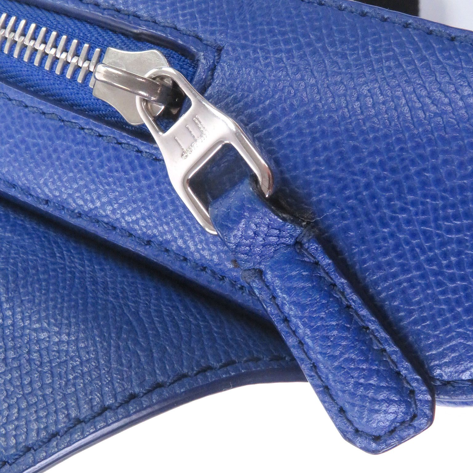 美品☆　ダンヒル　カドガン　ボディバッグ　ショルダーバッグ　レザー dunhill（ダンヒル） ショルダーバッグ CADOGAN カドガン DU21R3823CA