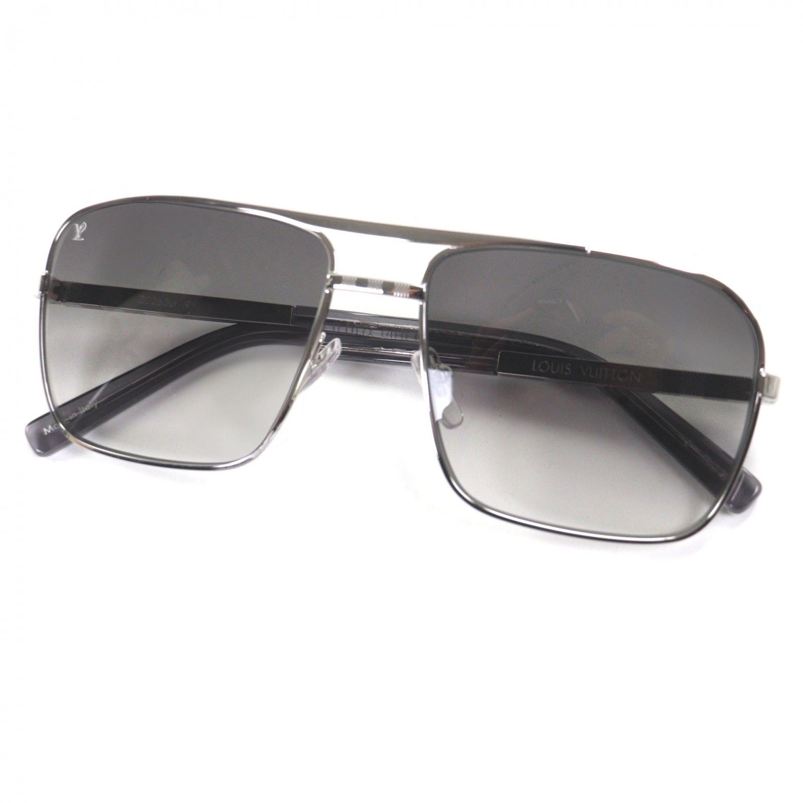 極美品▽LOUIS VUITTON ルイヴィトン 2025年製 Z0260U アティテュード