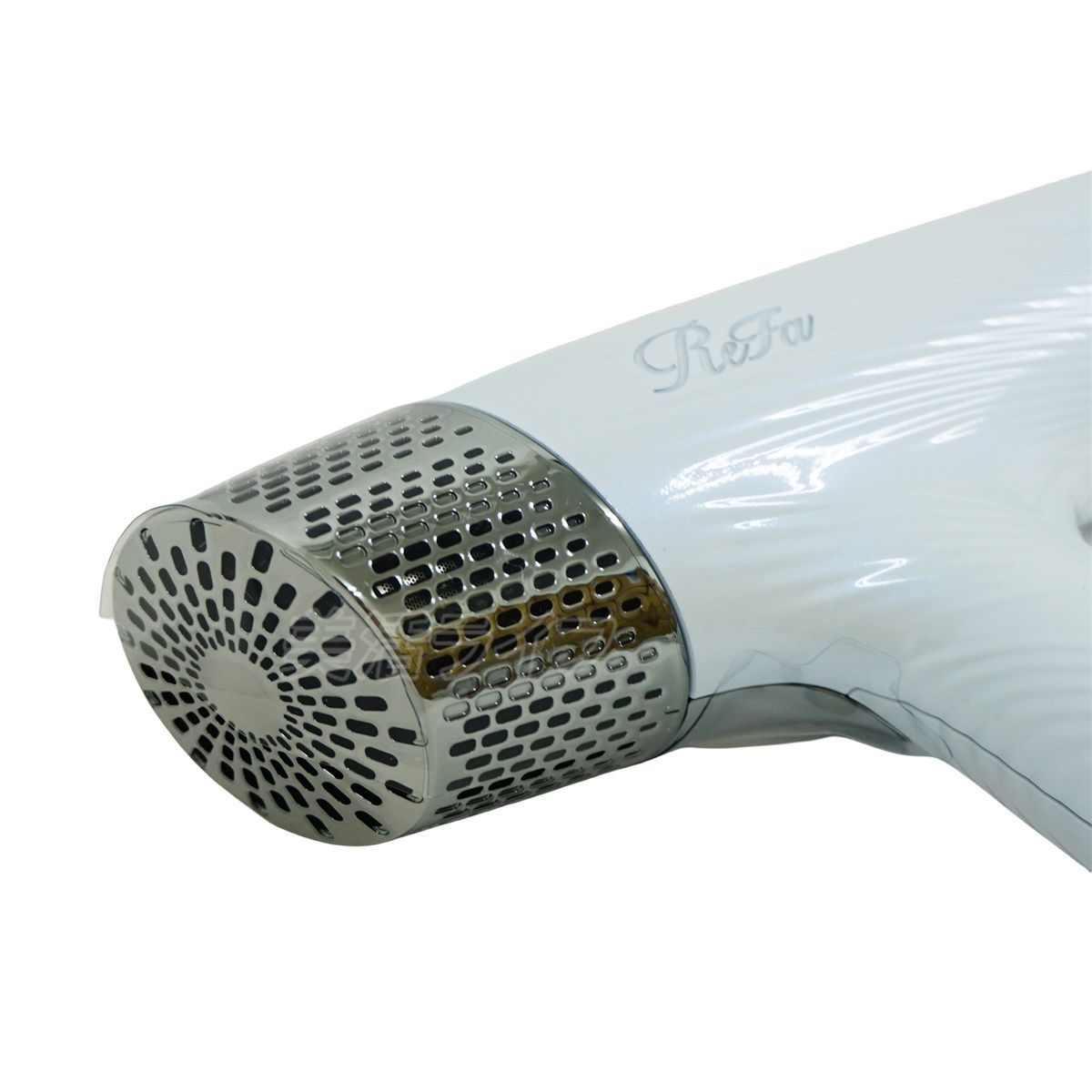 リファ ビューテック ドライヤー スマート ホワイト RE-AN-02A 軽量