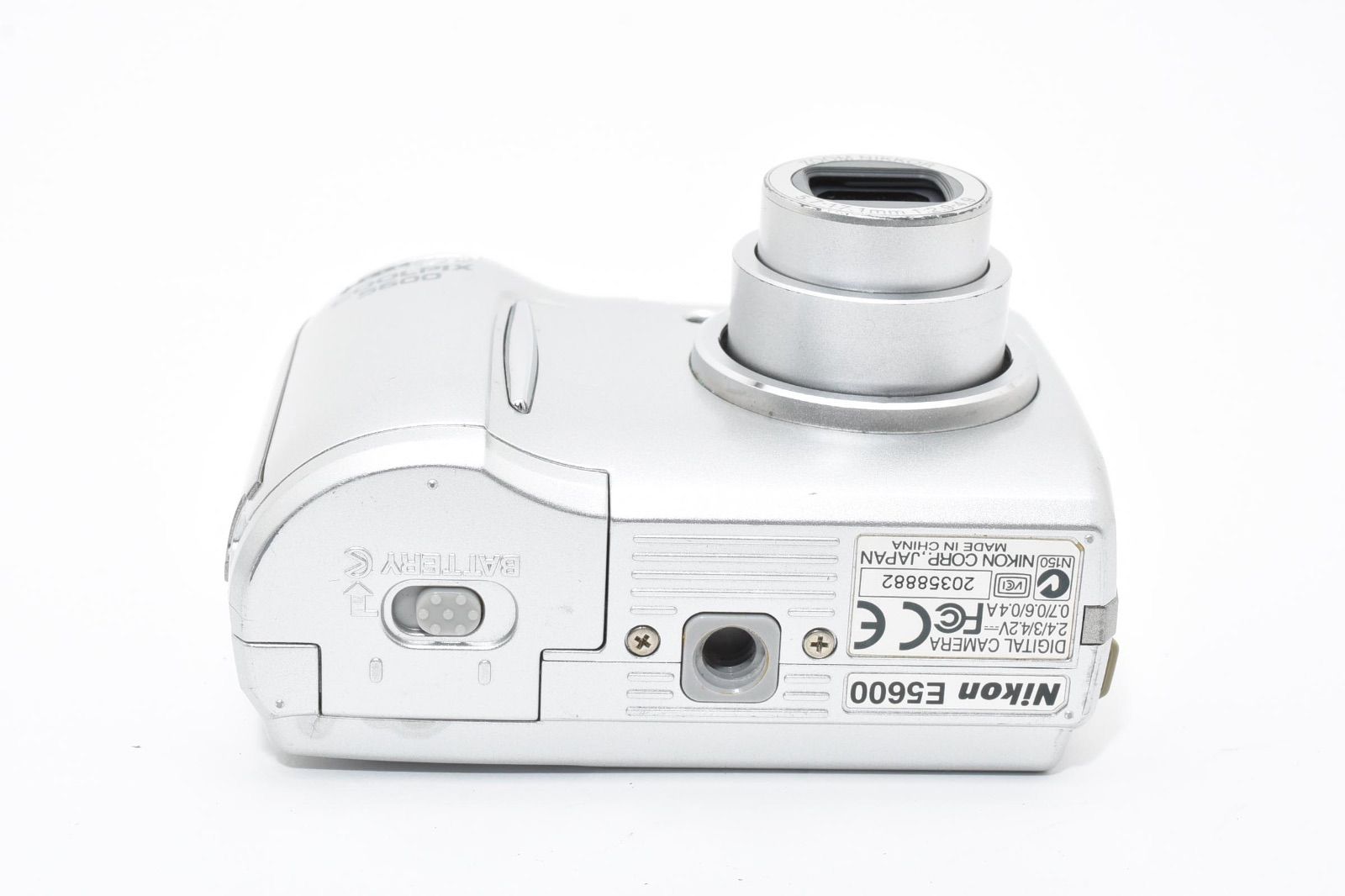 美品】ニコン Nikon COOLPIX 5600 コンパクトデジタルカメラ - メルカリ