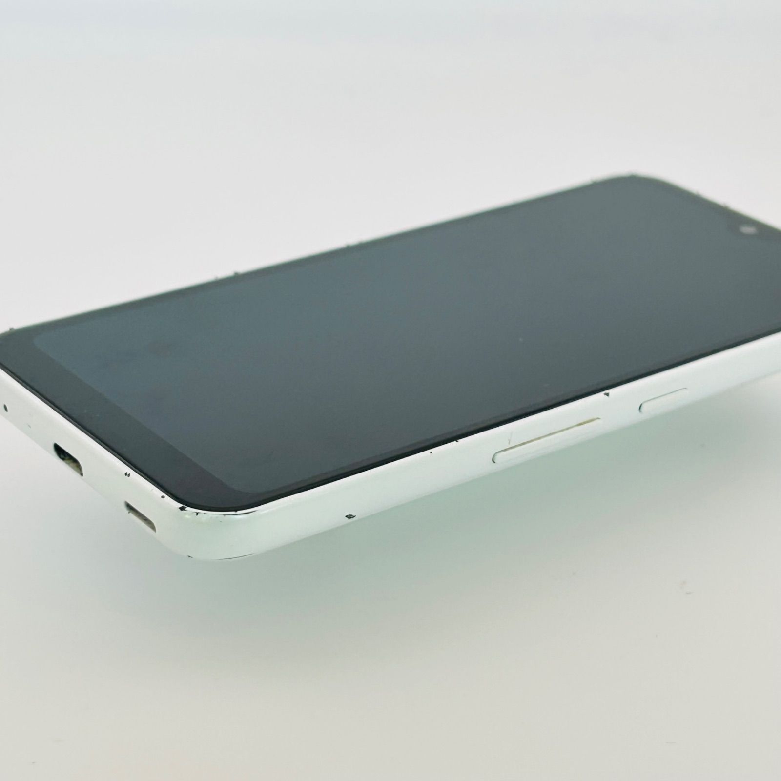 バッテリー良好 arrows We F-51B 64GB ホワイト SIMフリー(simロック