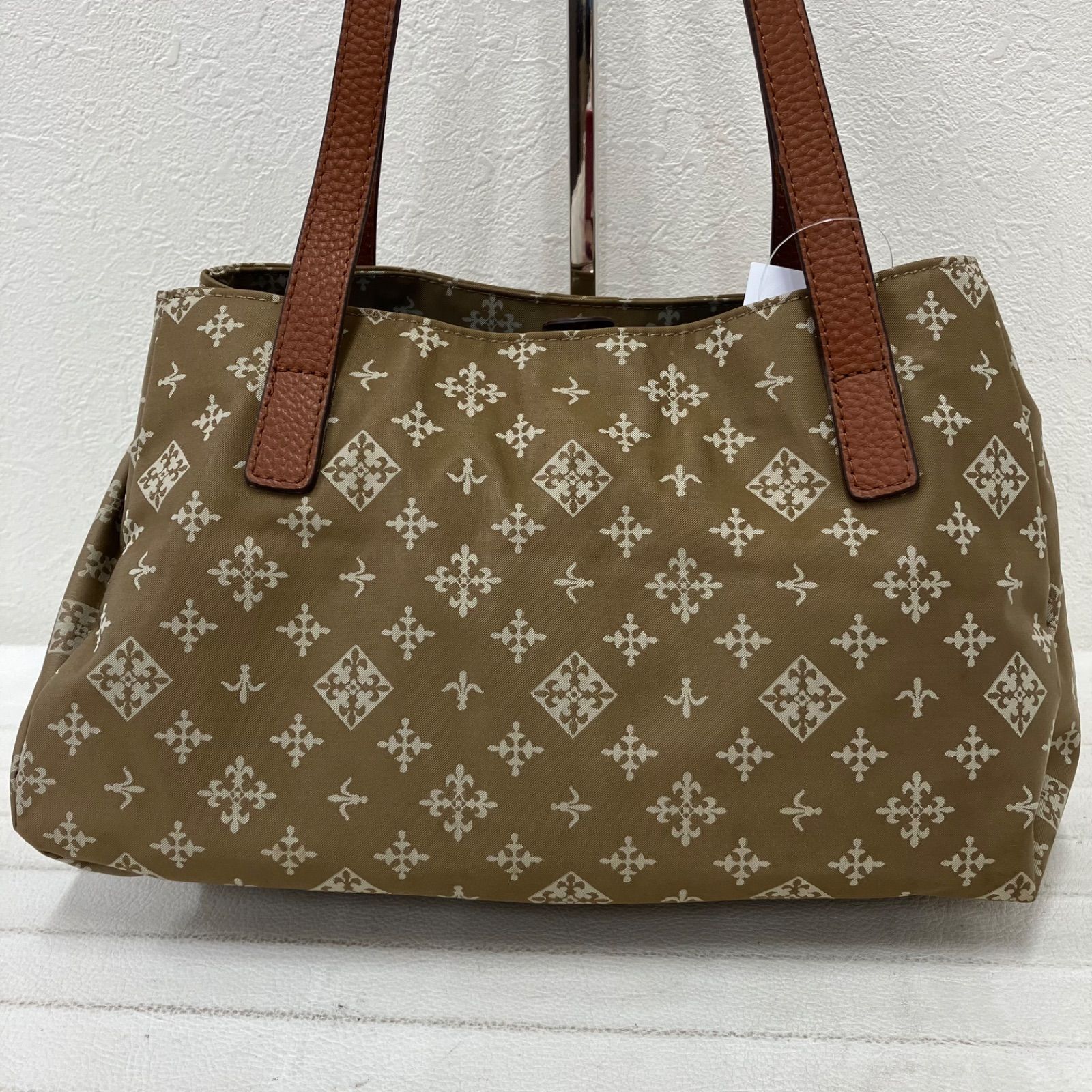 8203 russet ラシット ハンドバッグ トートバッグ ベージュ キャメル 