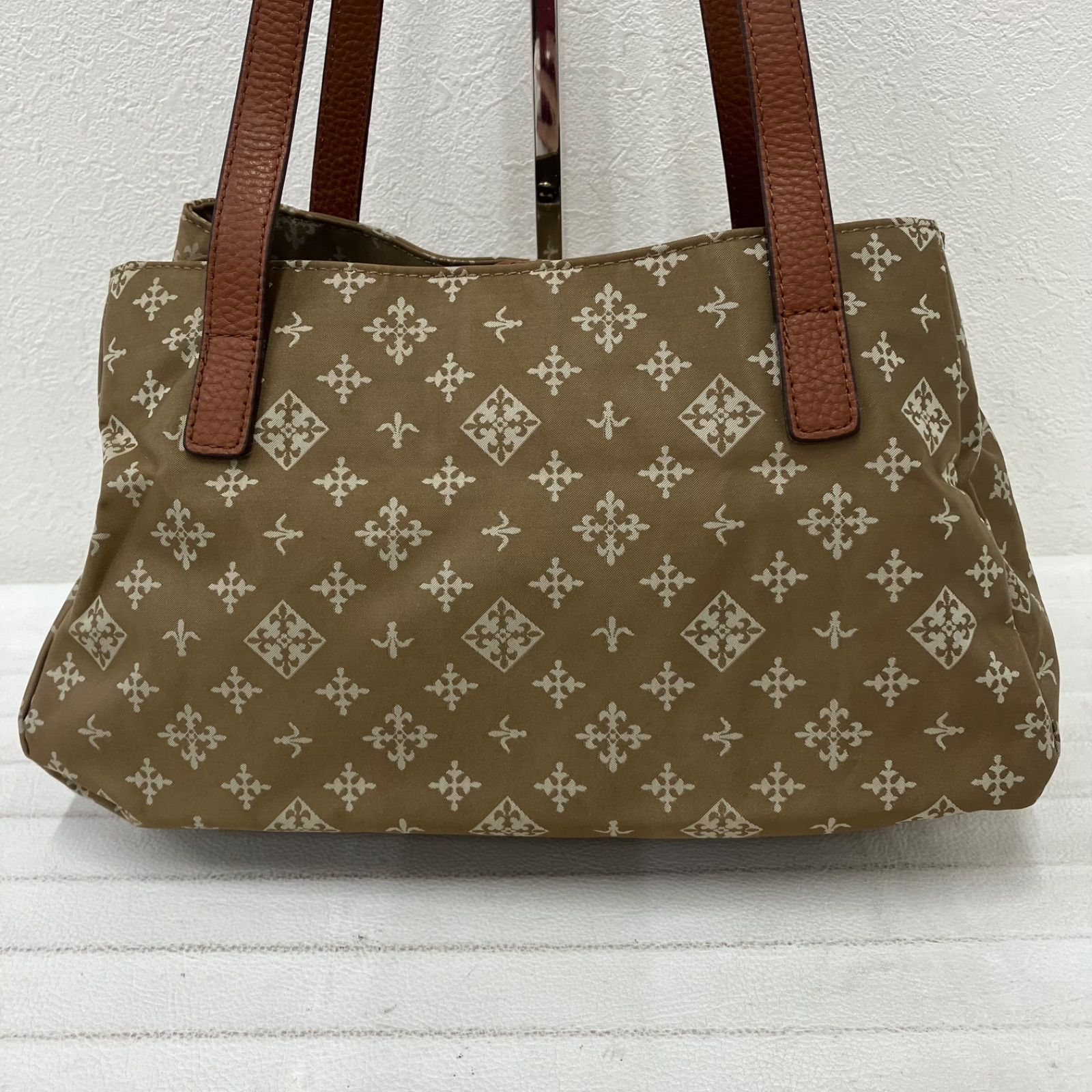 8203 russet ラシット ハンドバッグ トートバッグ ベージュ キャメル 