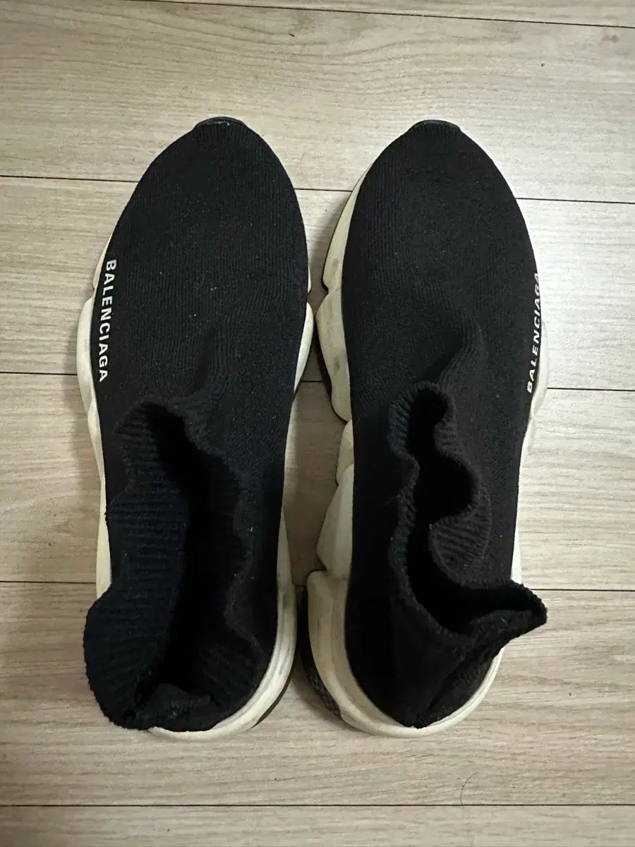 バレンシアガ スピードトレーナー ブラック スニーカー 36 - メルカリ