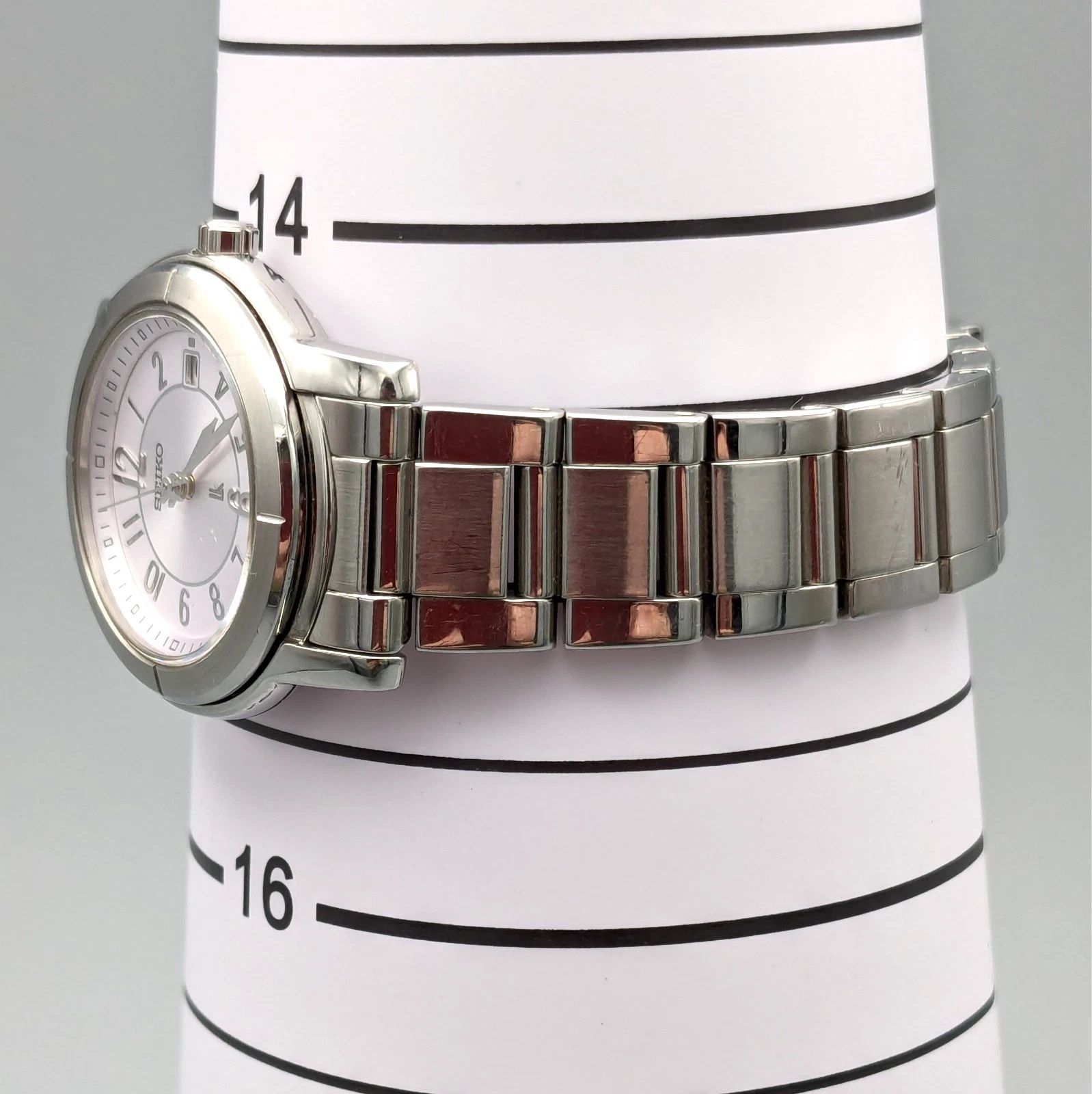 SEIKO セイコー LUKIA ルキア 7N82-0BG0 クォーツ レディース 腕時計