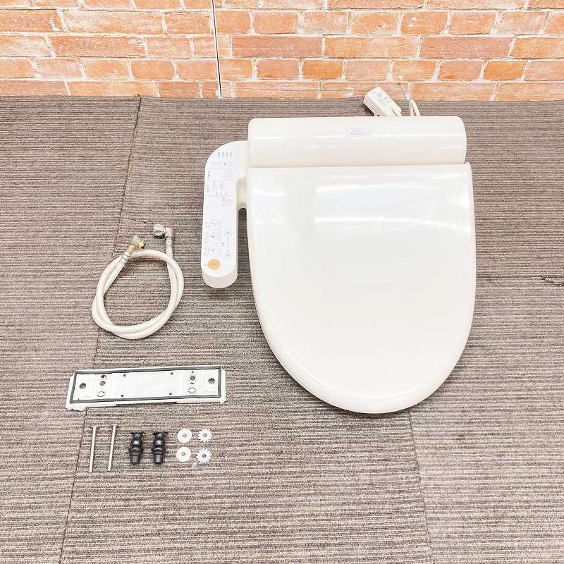 中古品】TOTO 電気温水便座 ウォシュレット シャワートイレ 「TCF666