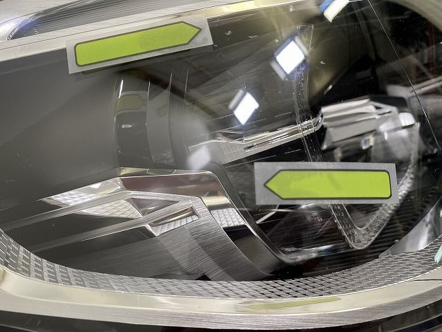 5シリーズ G30/G31 純正 前期 右 ヘッドライト/ランプ LED ZKW 8499126