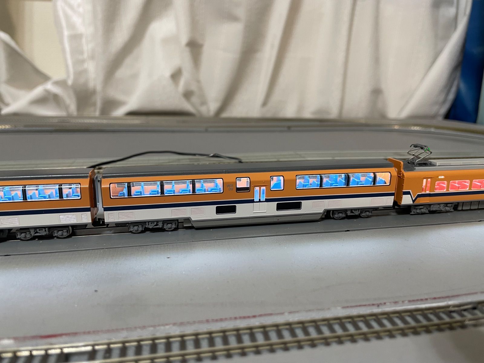 TOMIX92598 Vista EX登場時（室内灯装着） - メルカリ