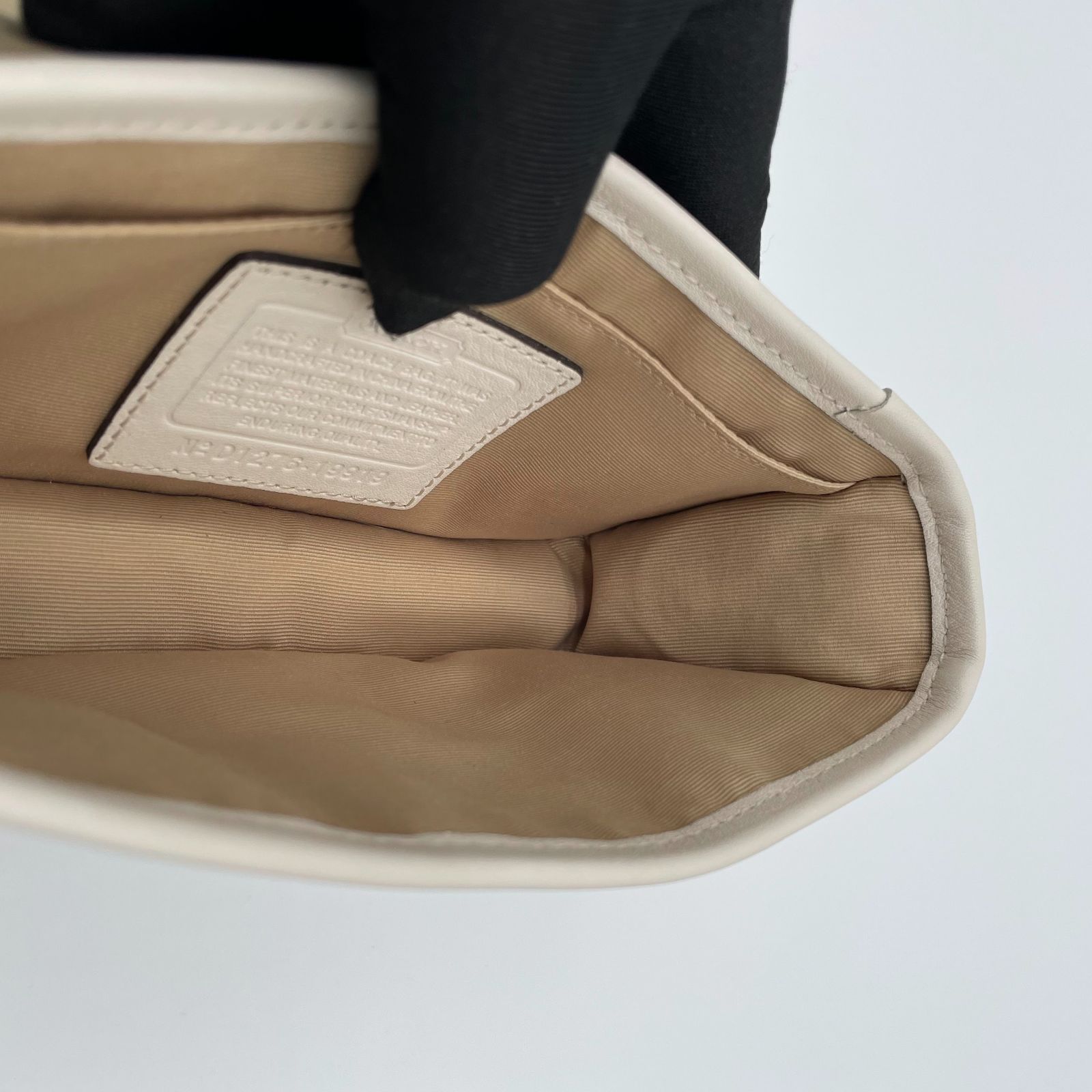 COACH　コーチ　ショルダーバッグ　シグネチャー　19919　フリンジ COACH コーチ ショルダーバッグ シグネチャー 19919 フリンジ シルバー