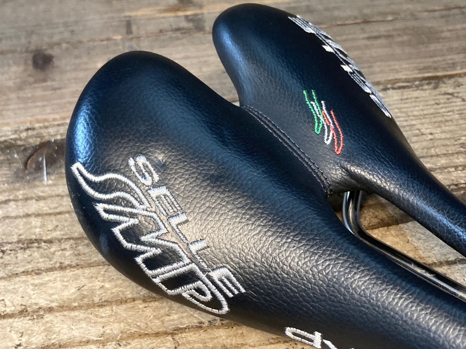 JT925 セラ SELLE SMP ダイナミック dynamic サドル 黒 inoxtubeレール