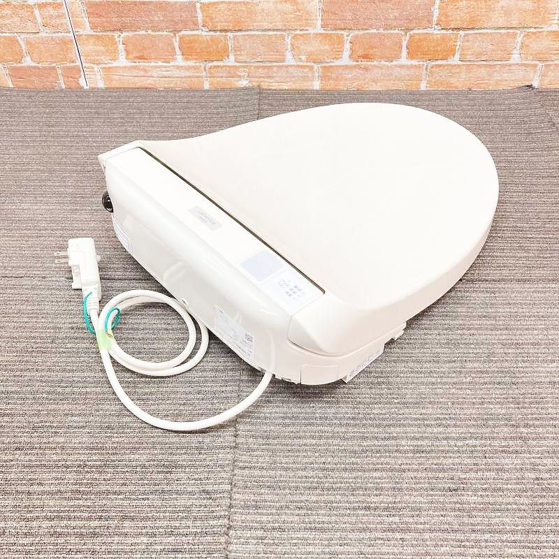 中古品】【ジャンク扱い】 TOTO 電気温水便座 ウォシュレット シャワー