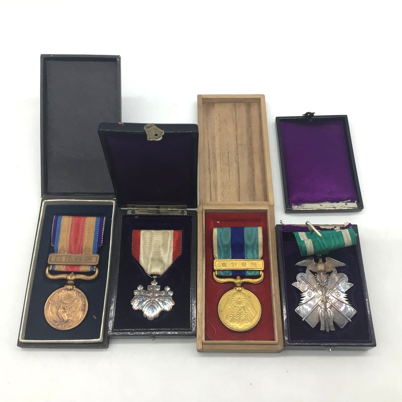 勲章まとめ 功七級金鵄勲章 勲五等双光旭日章 明治三十七八年従軍記章