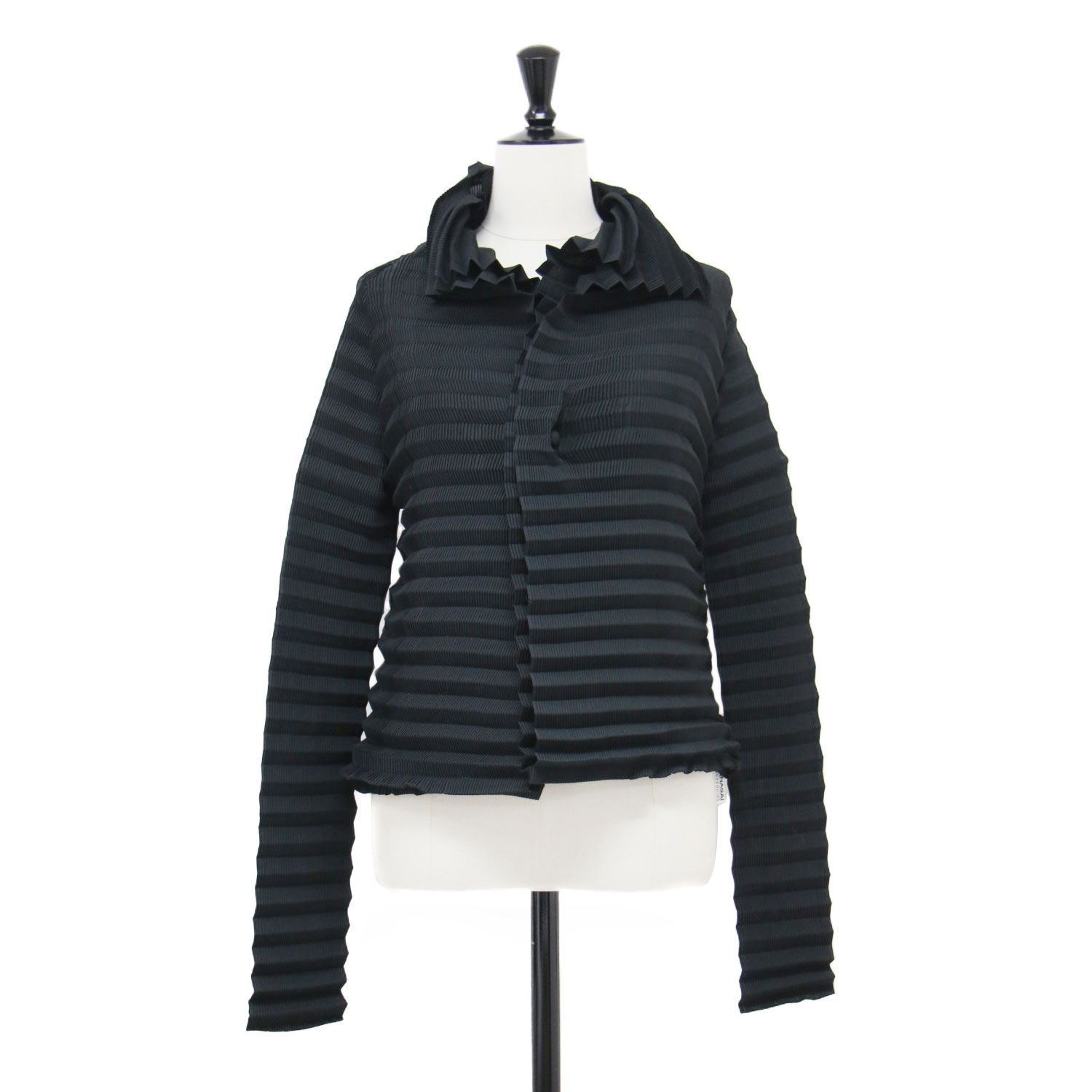 ISSEY MIYAKE イッセイミヤケ カーディガン ブラック 黒 サイズ:2