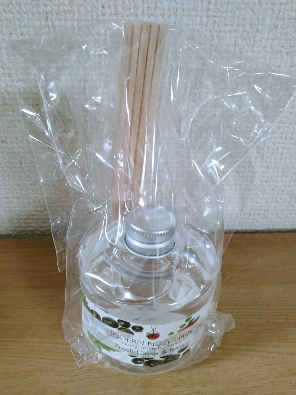 MODERN NOTES モダンノーツ リードディフューザー Fresh Cassis & Rose 