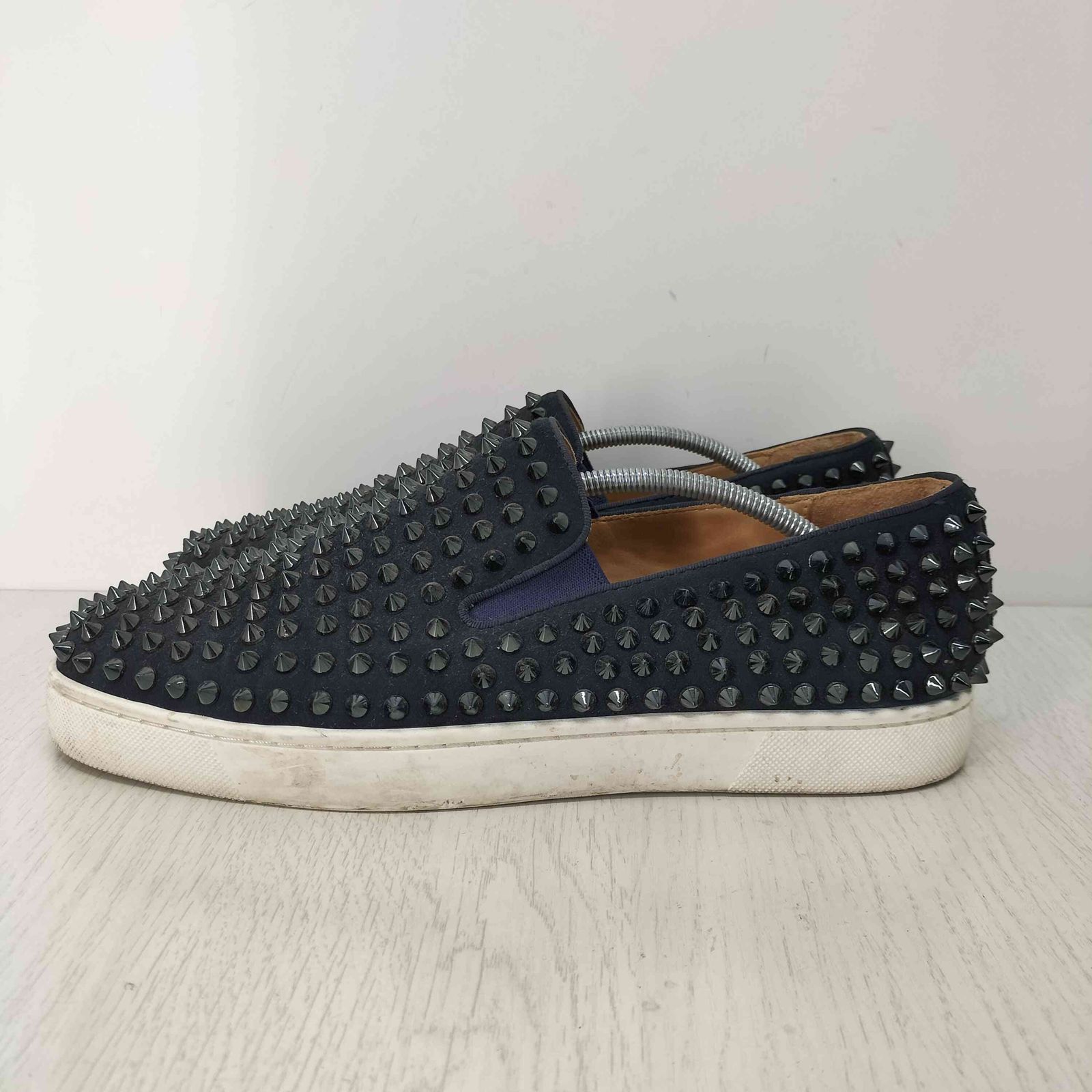 クリスチャンルブタン CHRISTIAN LOUBOUTIN ROLLER BOAT スパイク