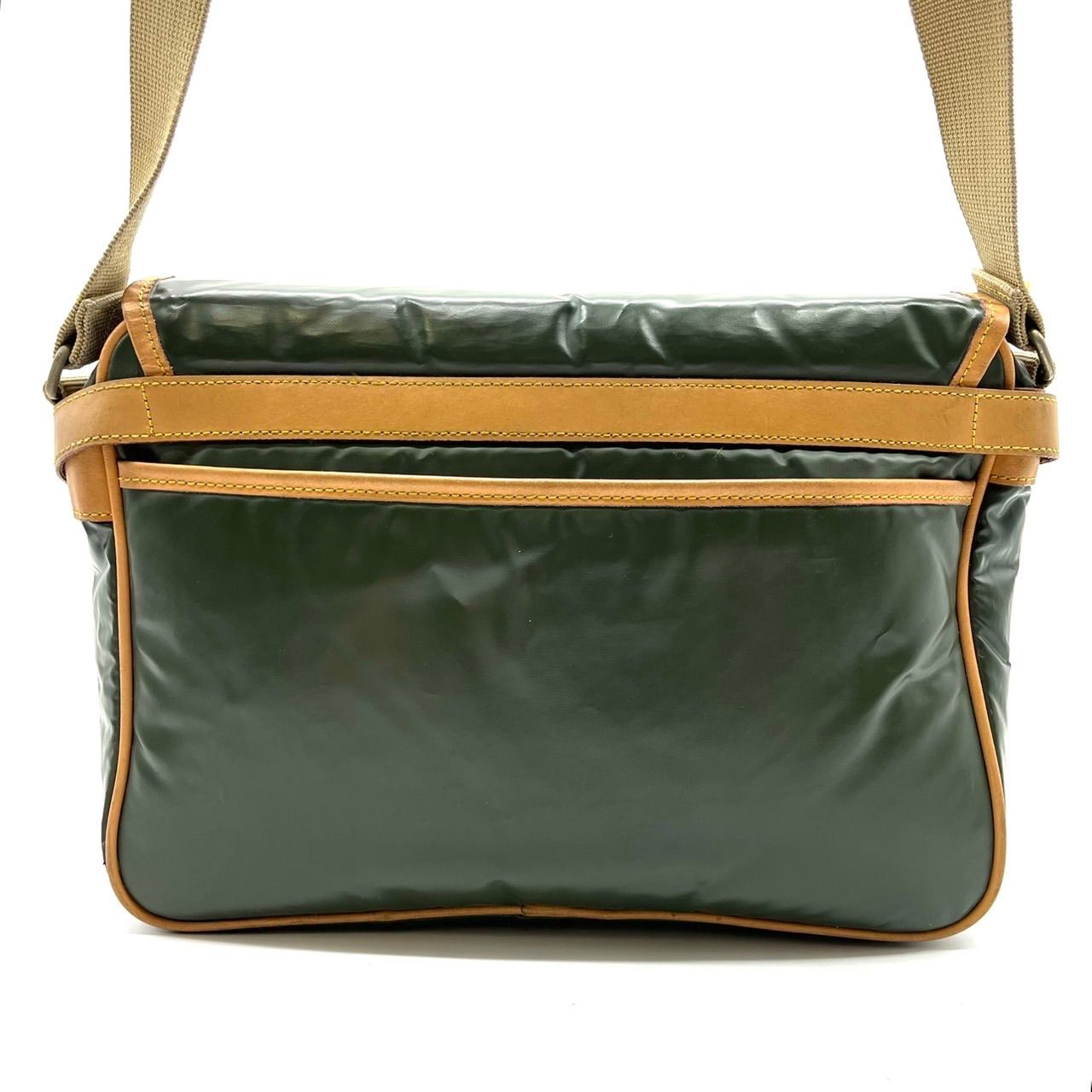 ✨良品✨ HUNTING WORLD ハンティングワールド ショルダーバッグ