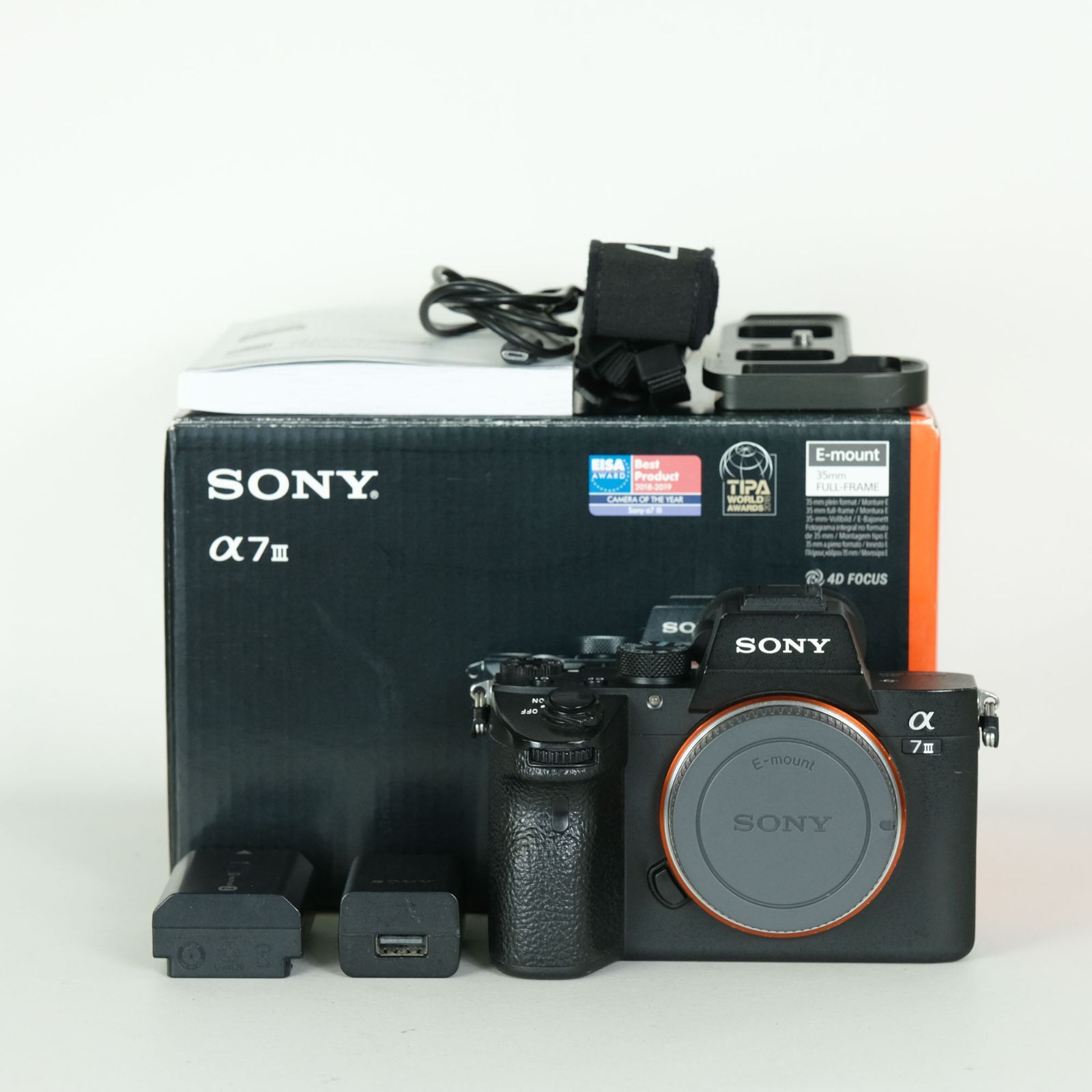 SONY α7 III 本体＋箱付属品付き 元箱・取扱説明書付 AB品】SONY α7 III 本体＋箱付属品付き 元箱・取扱説明書付 α7 III