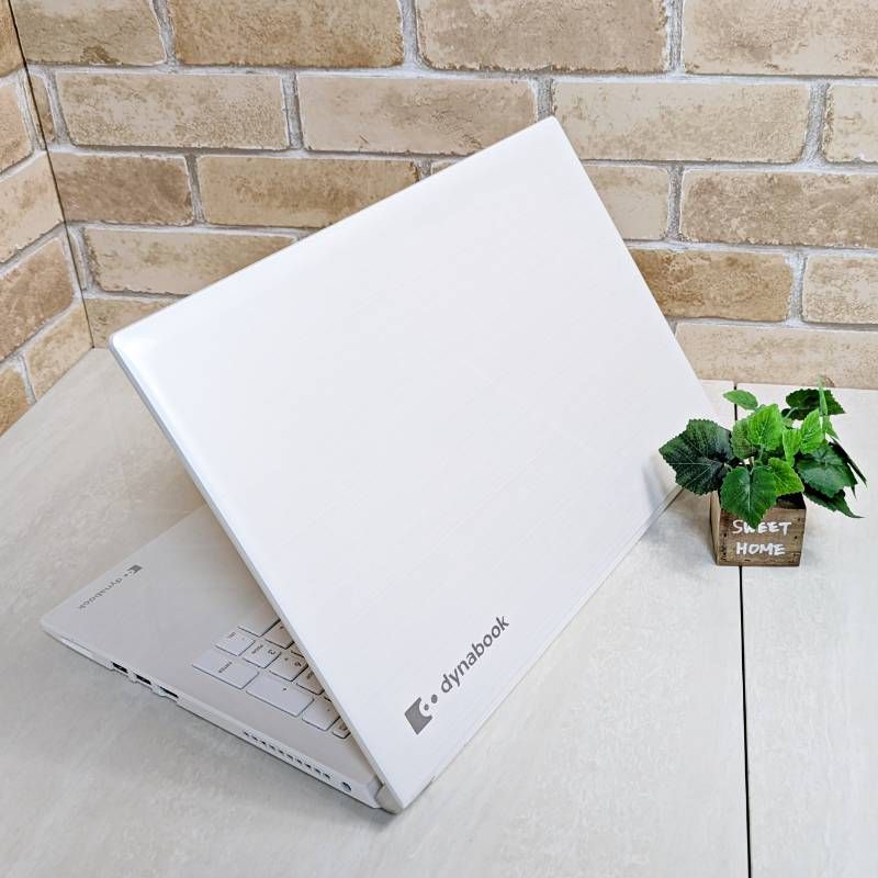 オフィス付き☆新品SSD/第7世代Corei3高性能/フルHD液晶☆初心者OK