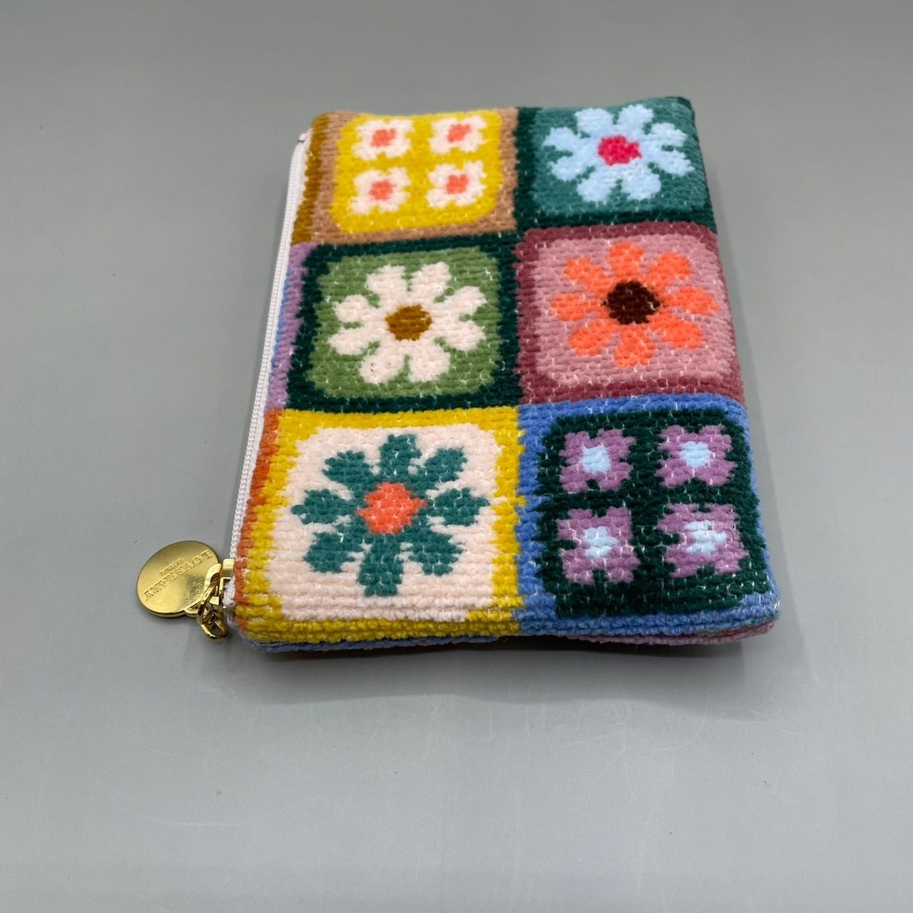 新品未使用　FEILER　フェイラーポーチ　フラワーパッチ　ティッシュポーチ FEILER - フェイラー ティッシュポーチ フラワーパッチの通販 by あお