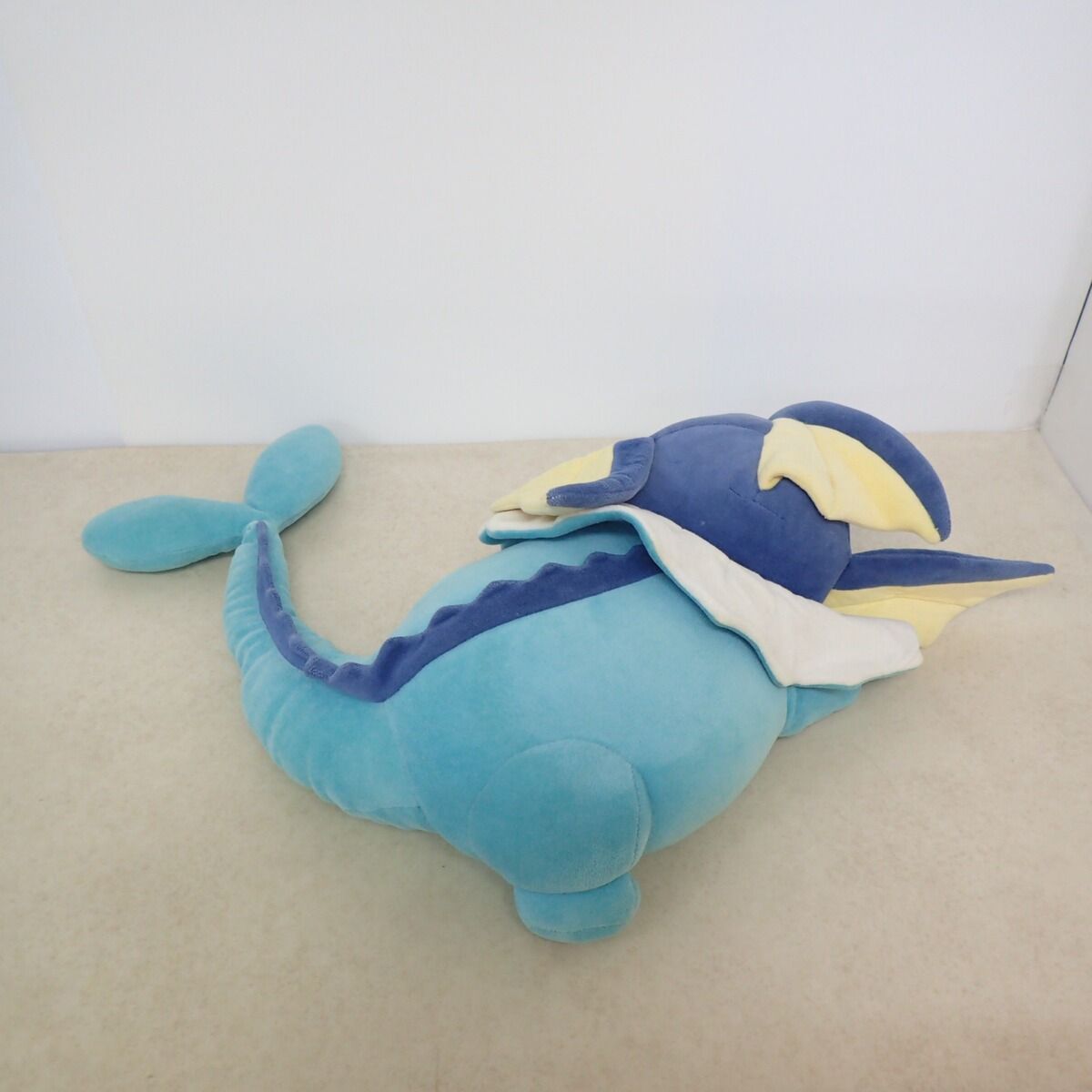 ポケモンセンター ぬいぐるみ すやすやシャワーズ 紙タグなし