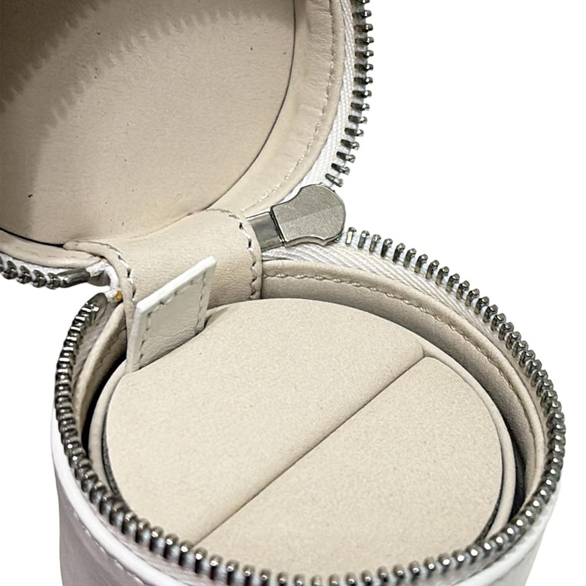 HARRY WINSTON(ハリーウィンストン) 小物入れ美品 - 白 ジュエリー