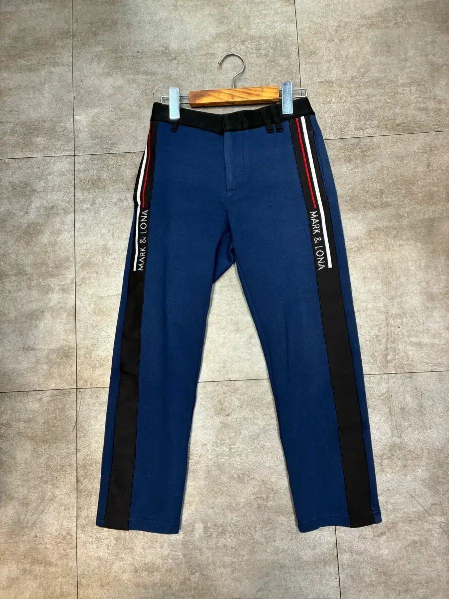 MARK & LONA マークアンドロナ ゴルフパンツ36 - メルカリ