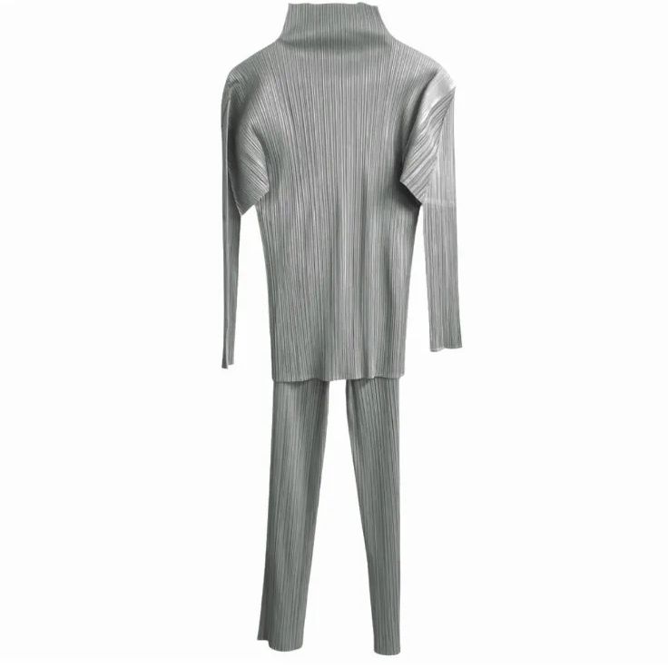 PLEATS PLEASE プリーツプリーズ イッセイミヤケ プリーツ 長袖