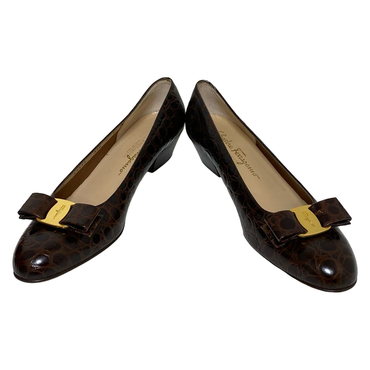 FERRAGAMO/SalvatoreFerragamo(サルバトーレフェラガモ) パンプス 9B