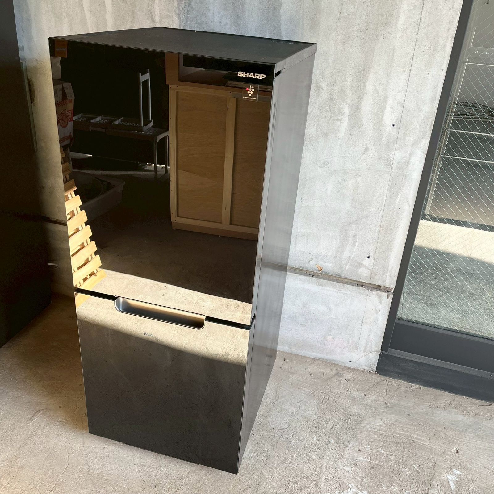 SHARP 冷蔵庫 シャープ 152L 2023年製 SJ-GD15K-B A06 - メルカリ