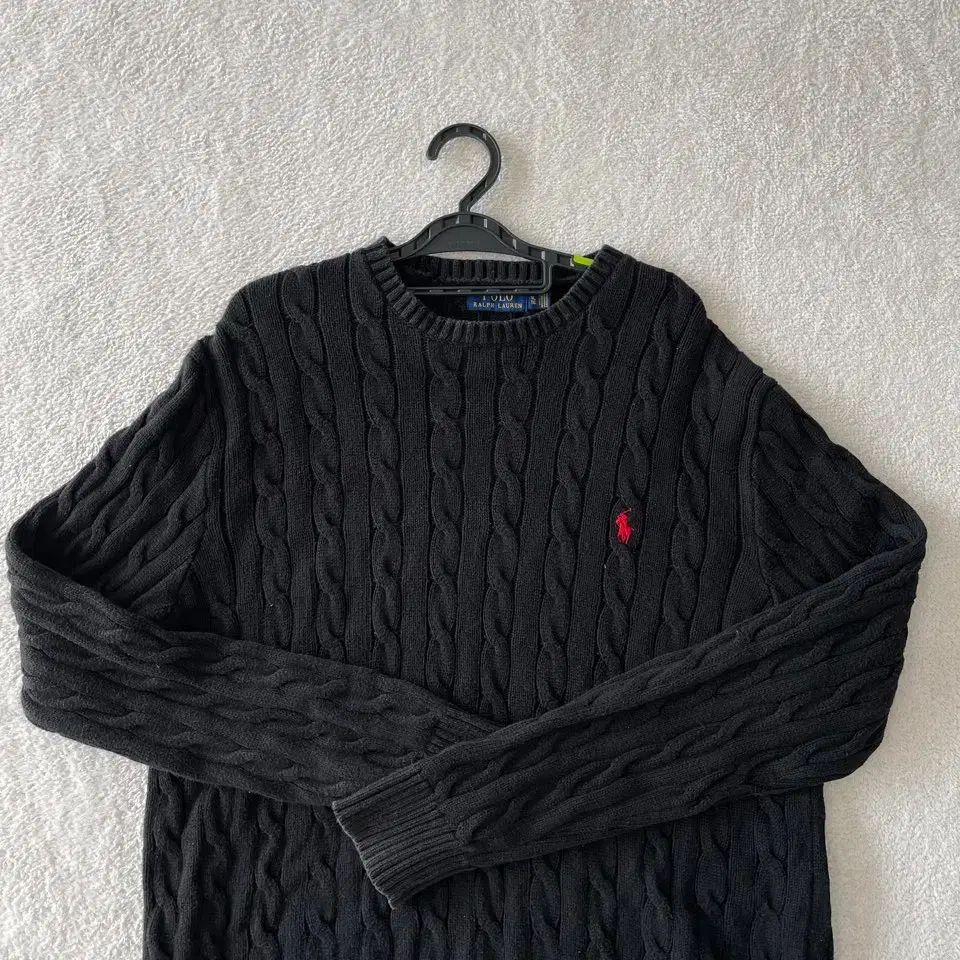 XL ポロ ブラック ケーブル編み ニット - メルカリ