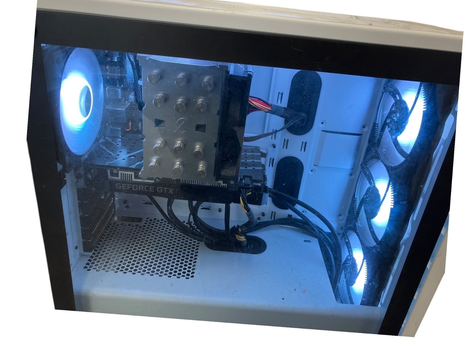 自作の9400f gtx1660デスクトップ 自作の9400f gtx1660デスクトップ 自作の9400f gtx1660デスクトップ i5