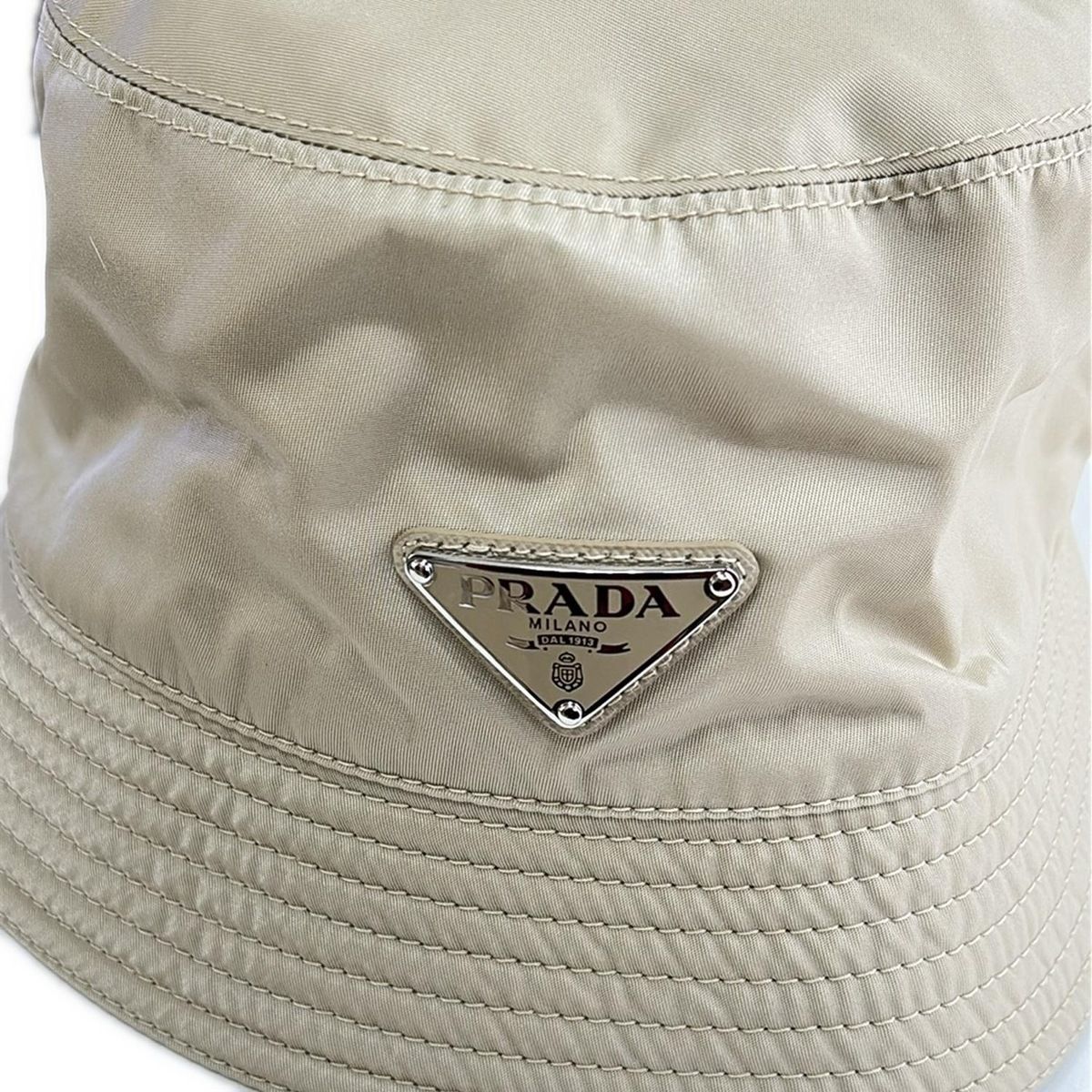 期間限定値下げ】PRADA Re-Nylon バケットハット ベージュ 【公式通販】