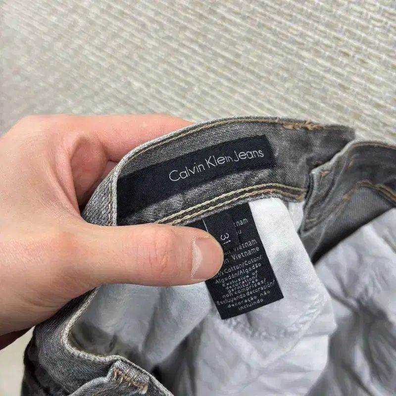 Calvin Klein スキニージーン デニムジーンズ 31 M09390