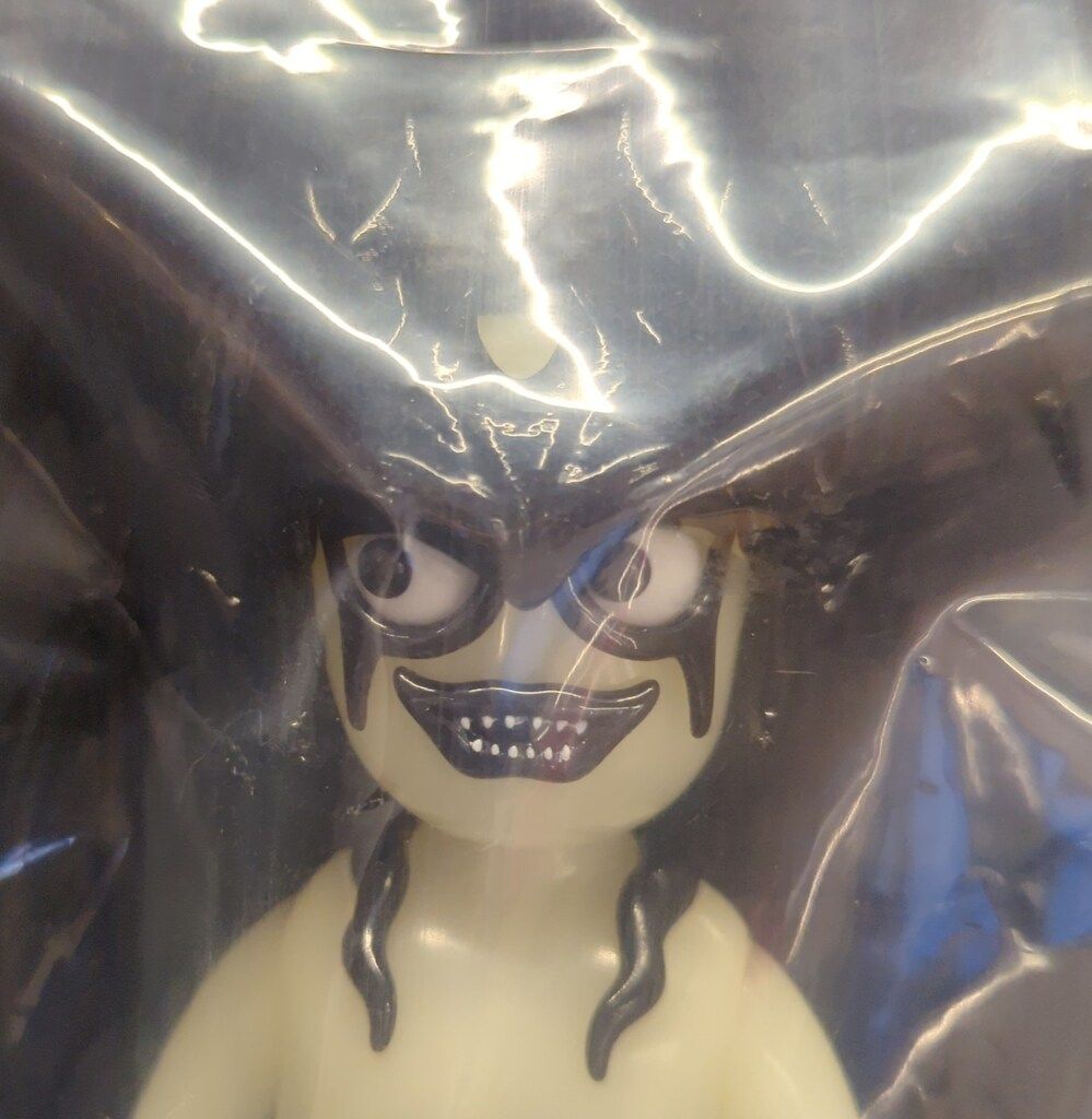 No.517 墓場の画廊 デビルマンZ 蓄光成型/黒 - メルカリ