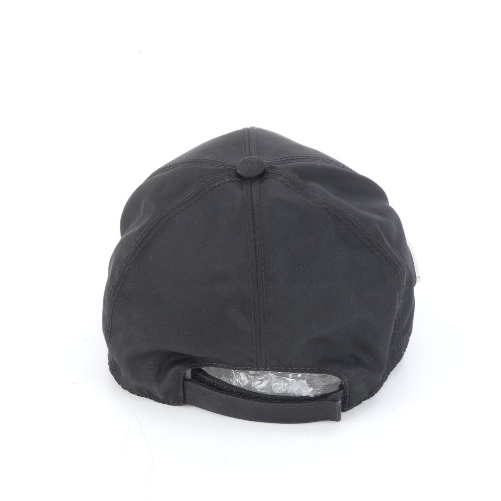 未使用 プラダ RFID付 リナイロン トライアングルロゴ ベースボール