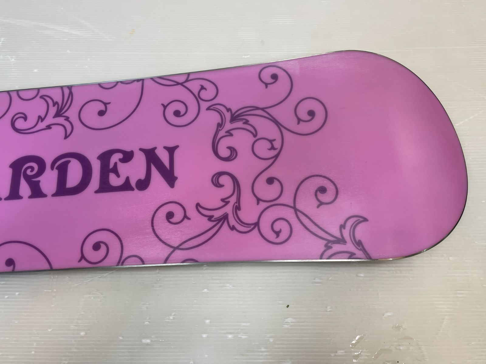 ◇メンテ済◇ スノーボード Secret Garden 142 cm スノボ シークレット