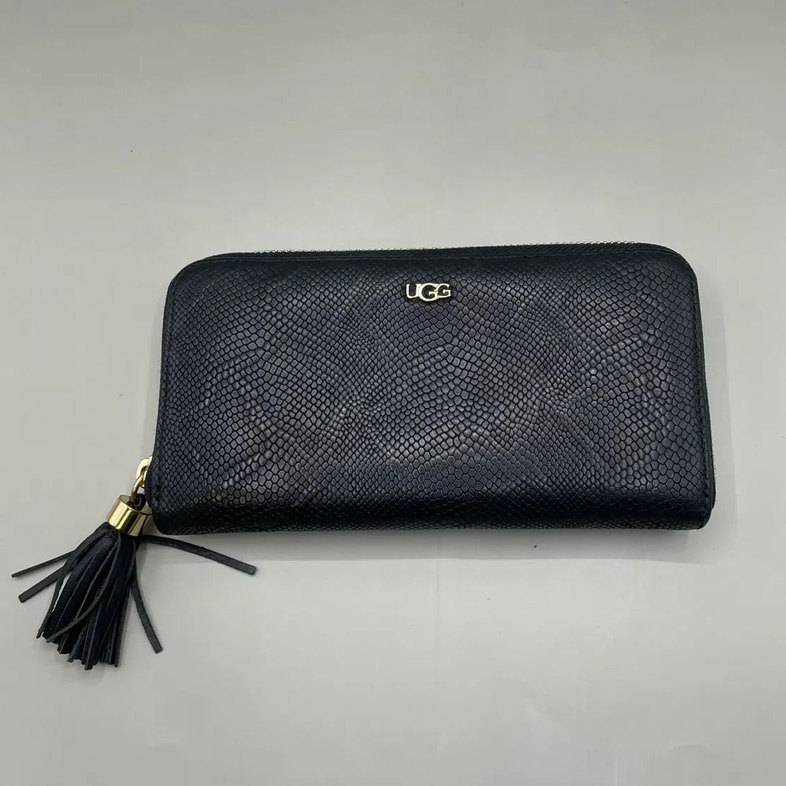 ファッション小物 UGG 黒 スエード 財布 長財布