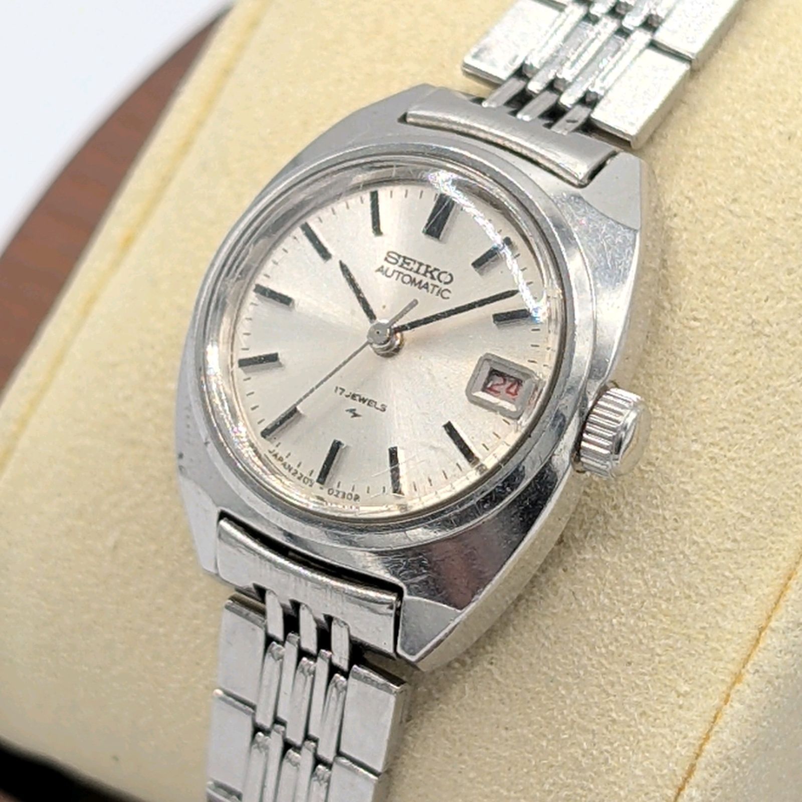 SEIKO 2205-0050 Watch Automatic Ladies Silver Round Date Y2K 00S 