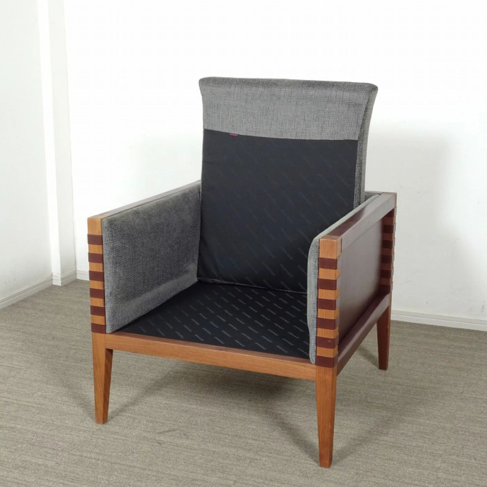 Ritzwell LUPIN ソファ リッツウェル ルパン LUPIN（ルパン）｜Chairs｜Lounge Chairs｜Ritzwell（リッツウェル）