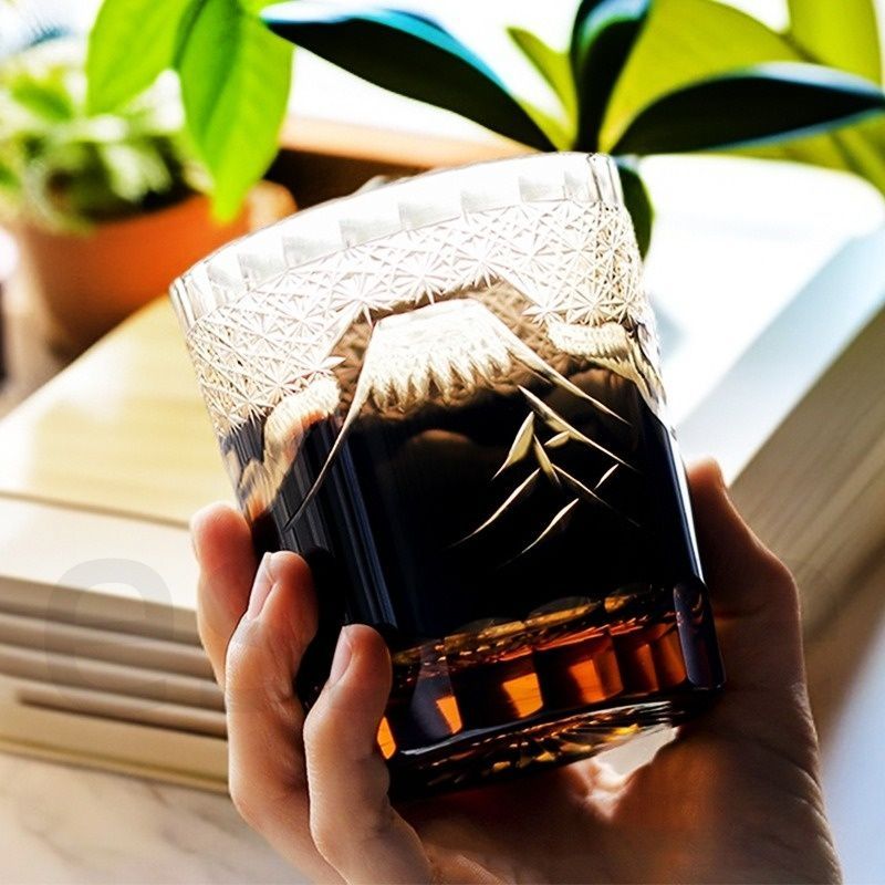 江戸切子 水晶ガラス コップ 285ml 手彫り 木箱入 ウイスキー