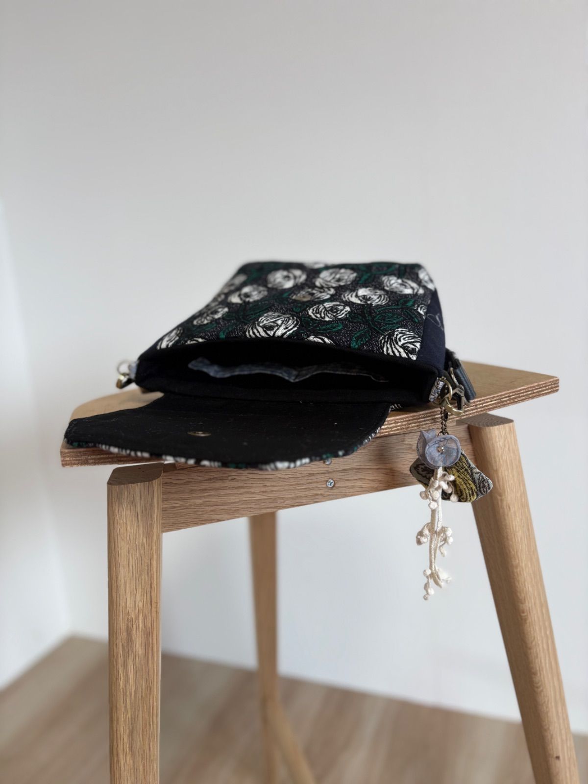 ミナペルホネン△ハンドメイド△スクエアパン 肩ショルダー - メルカリ