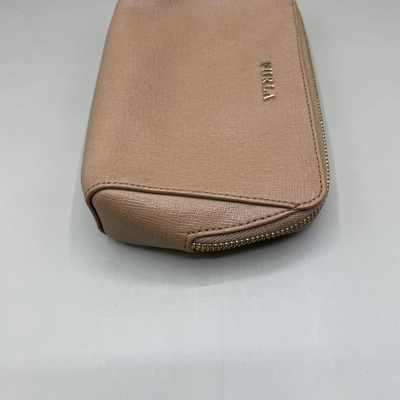 未使用級 FURLA フルラ 化粧ポーチ コスメ マルチポーチ 小物入れ 収納 