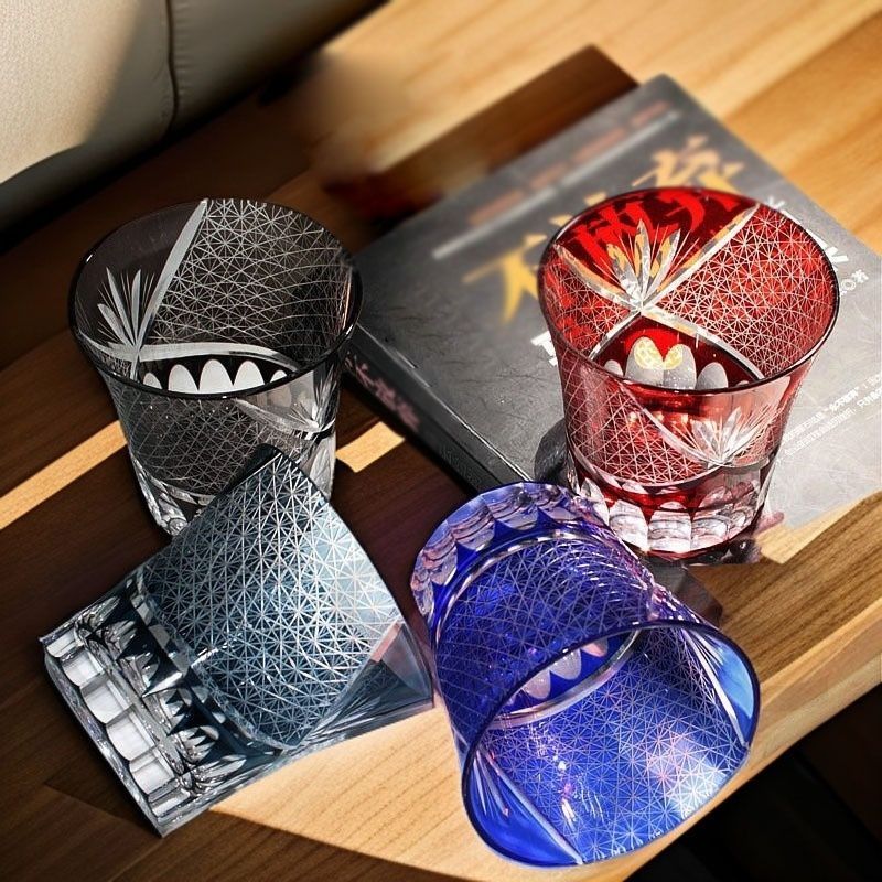 江戸切子 丸ボトル 星芒 手彫り 4点まとめて 260 ml 二色套料 水晶ガラス 木箱入 ギフト