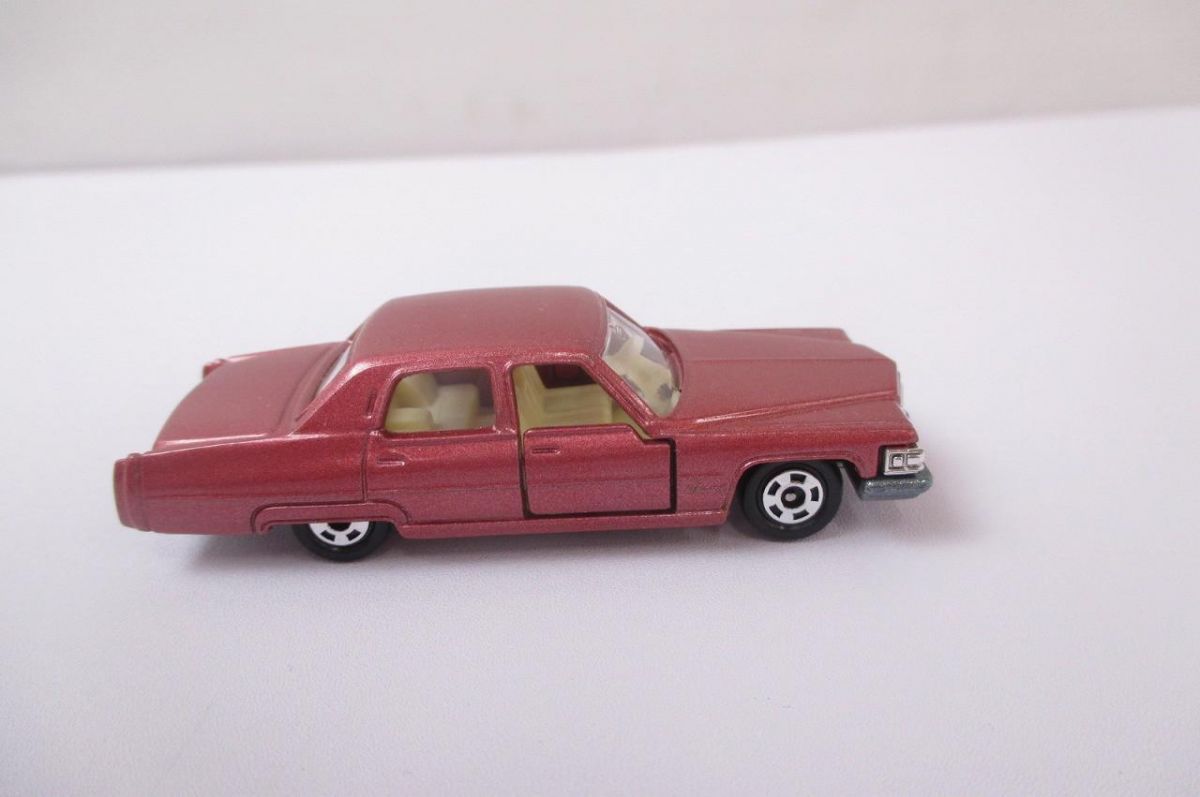 ホビー トミカ 日本製 青箱 F2 キャデラック フリートウッド