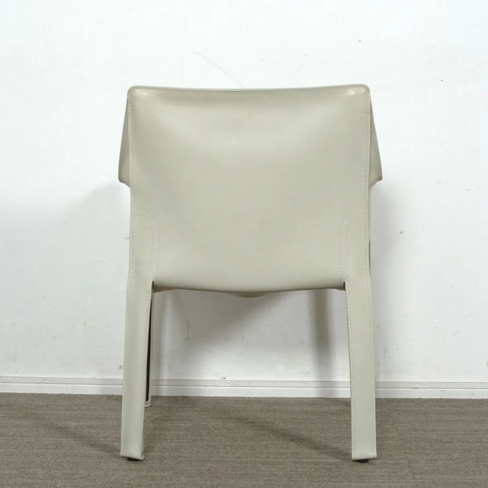 ◾︎SELUNO◾︎ 【展示良品】Cassina カッシーナ 413 CAB / キャブ