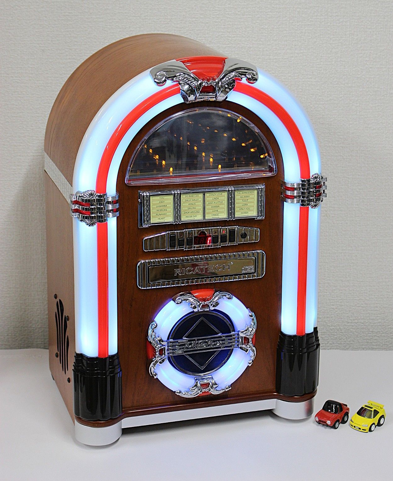 ジュークボックス型CD/ラジオ/USB/SDプレーヤー RICATECH RR791 LONDON 