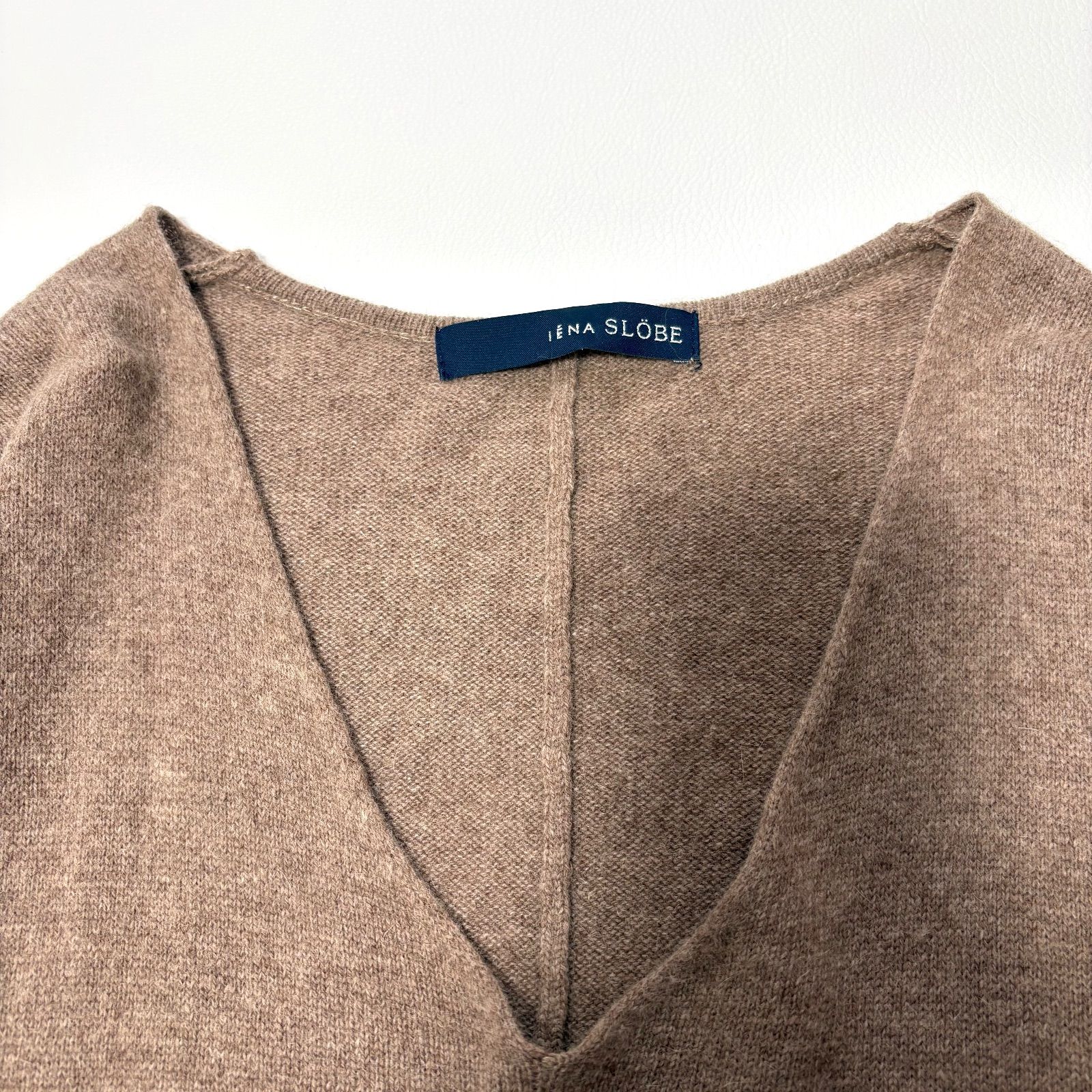 SLOBE IENA／スローブイエナ】 Vネックニット プルオーバー ブラウン